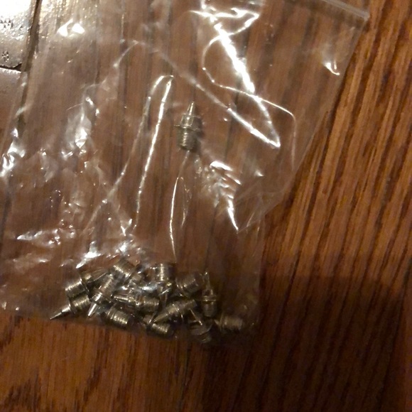 NIB Daofeng Track Shoes, size 42 - Picture 5 of 5